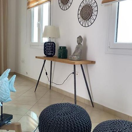 Theasis Apartment Pera Gyalos Ngoại thất bức ảnh